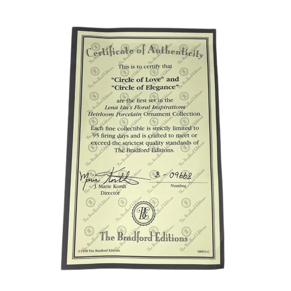 Bradford Editions Lena Liu Christmas Porcelain Ornaments Lot of 2 - Picture 7 of 9